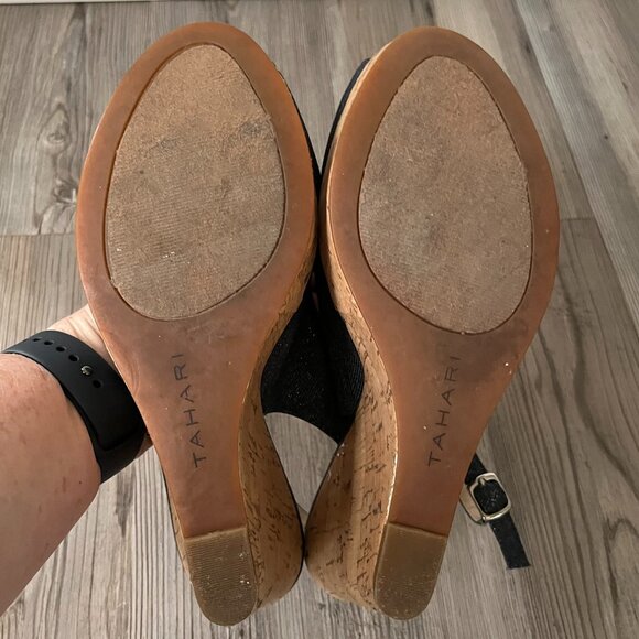 Tahari Taylor Canvas and Cork Peep Toe Platform Slingback Wedge Heels, Size 8.5 - Picture 5 of 7